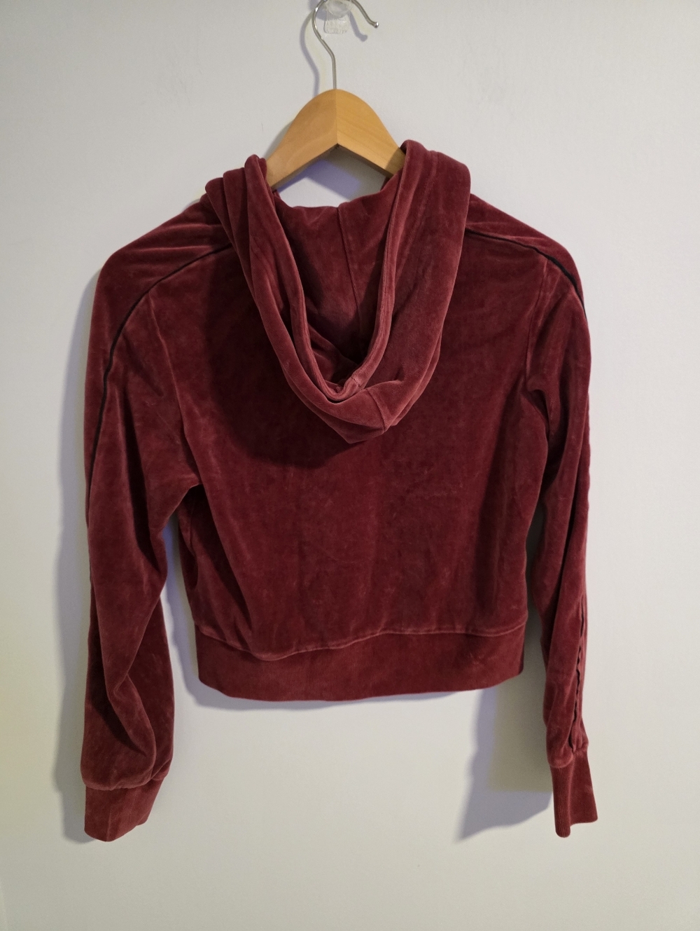 Puma Velour Zip Hoodie Burgundy Cropped XS Soft Velvet Zip-Up - Picture 11 of 13